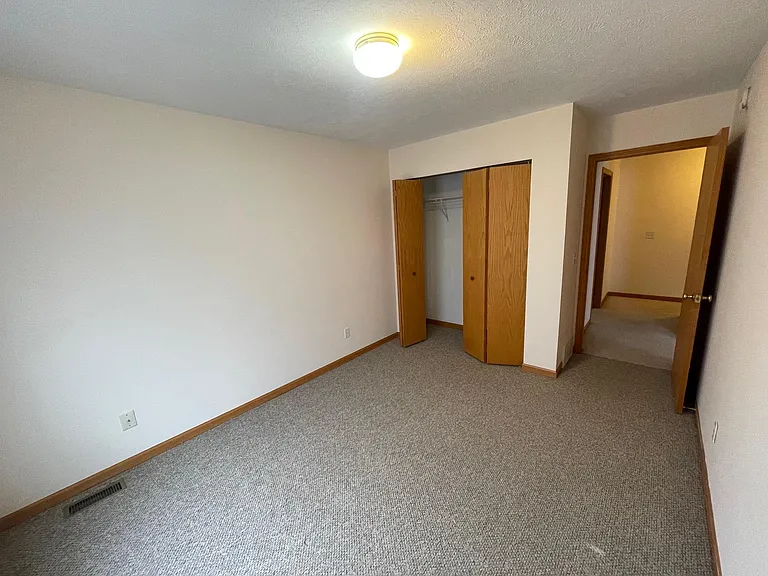 321 S Garfield Ave #B — Photo 5