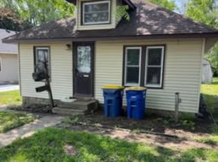 515 10th St SW, Faribault, MN 55021