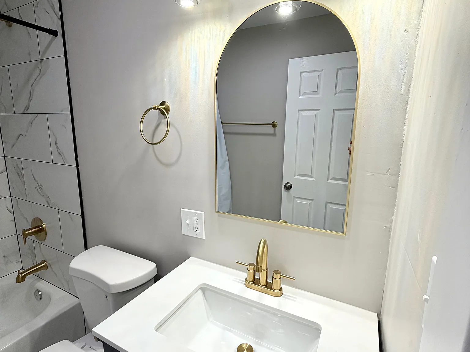 3 bed, 925 sqft, $1,850 — Photo 2