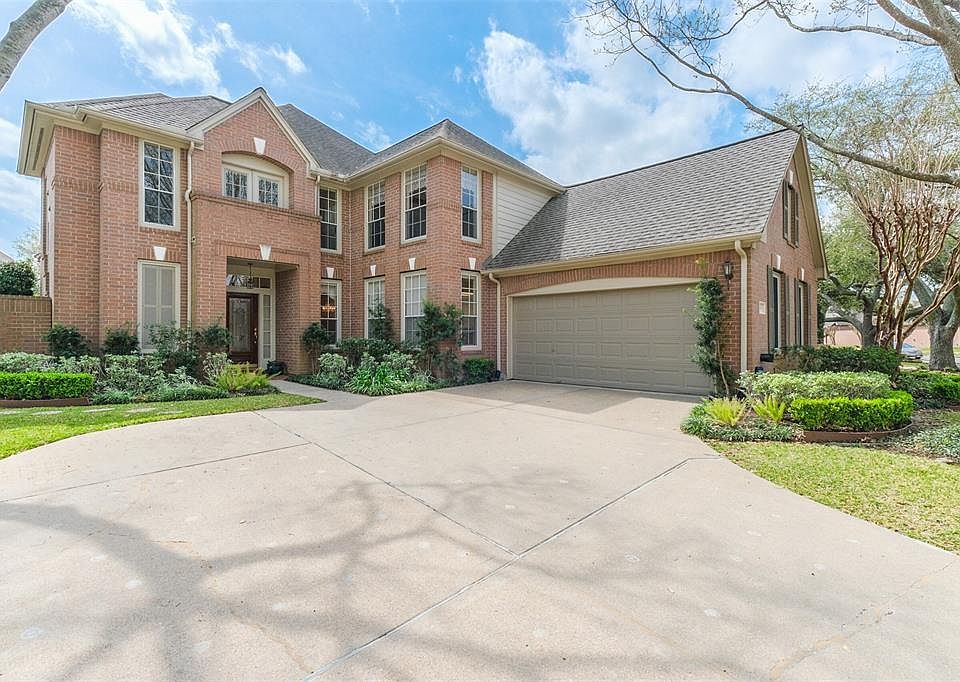 1st image of 13839 Aspen Cove Dr