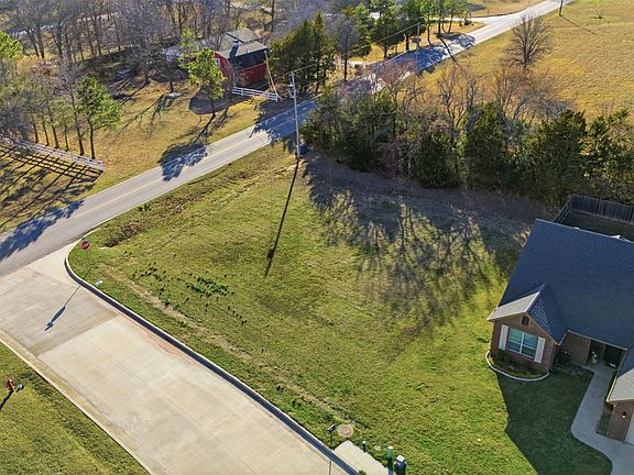3rd image of 0 Derrick Ln