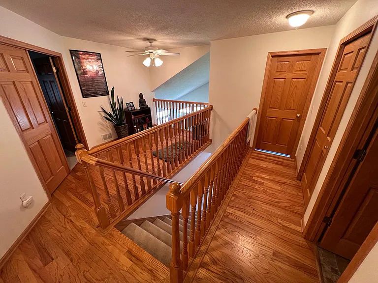 1650 Wellington Ln — Photo 8
