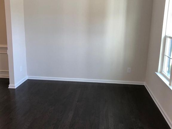 2nd image of 3728 Benseval Ln