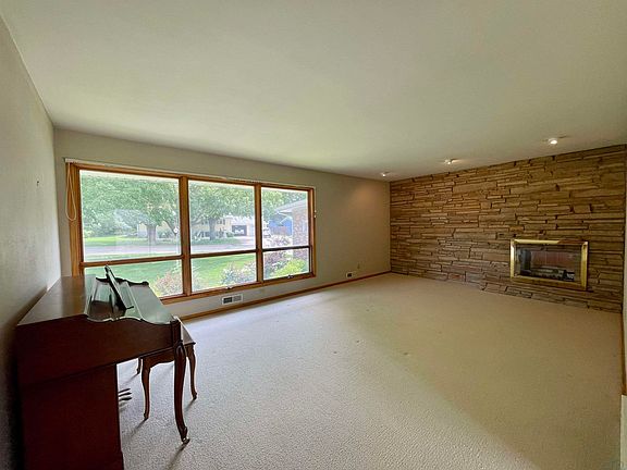 3rd image of 512 Gran Dr