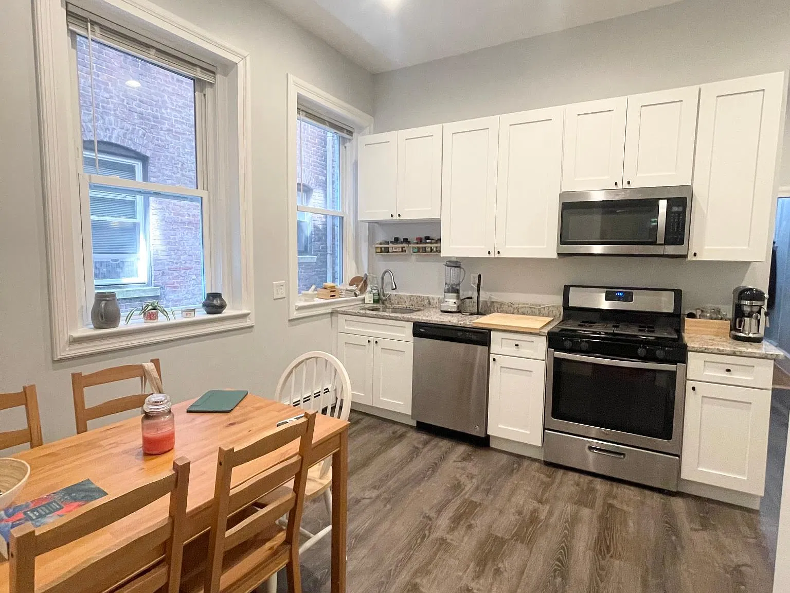 1 bed, 750 sqft, $3,150 — Photo 4
