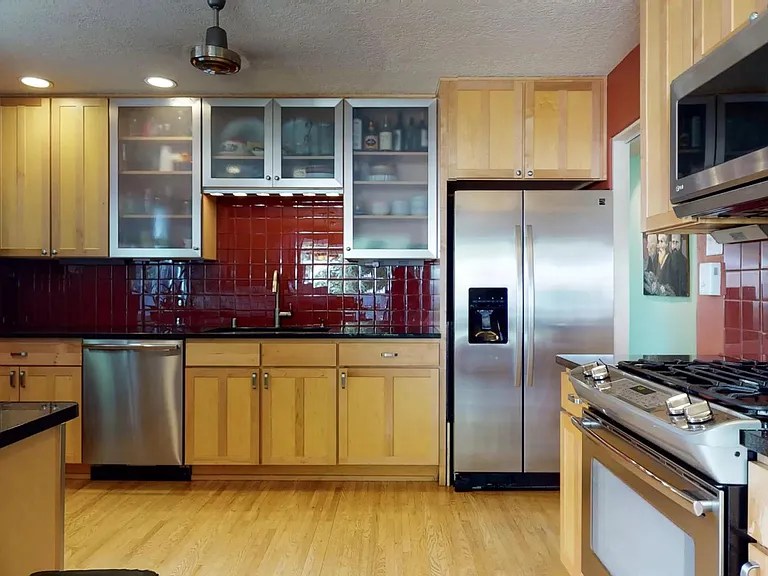 5100 Constitution Ave NE — Photo 11