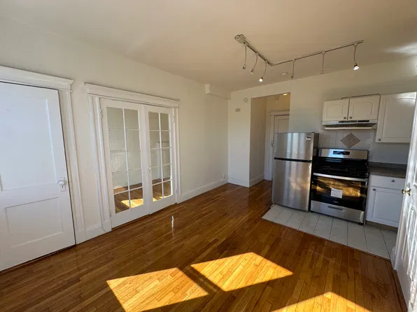 1633 Commonwealth Ave, Brighton, MA