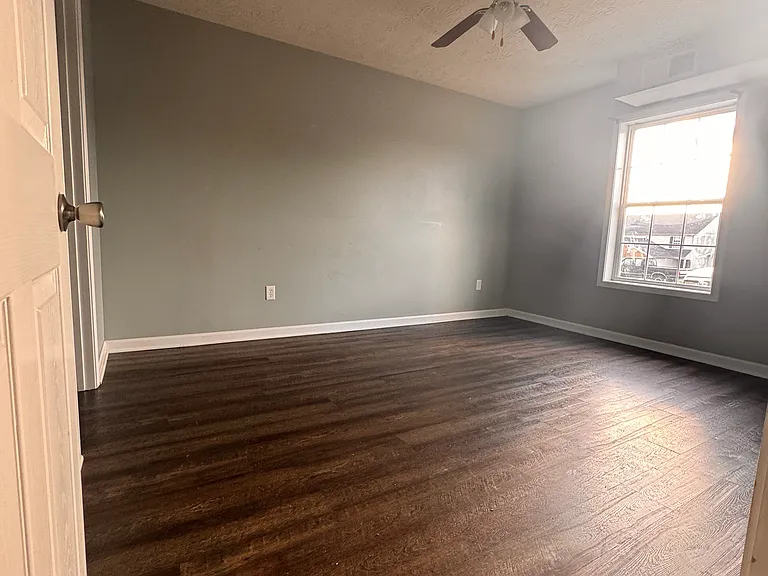 292 Audley Ave #A — Photo 11