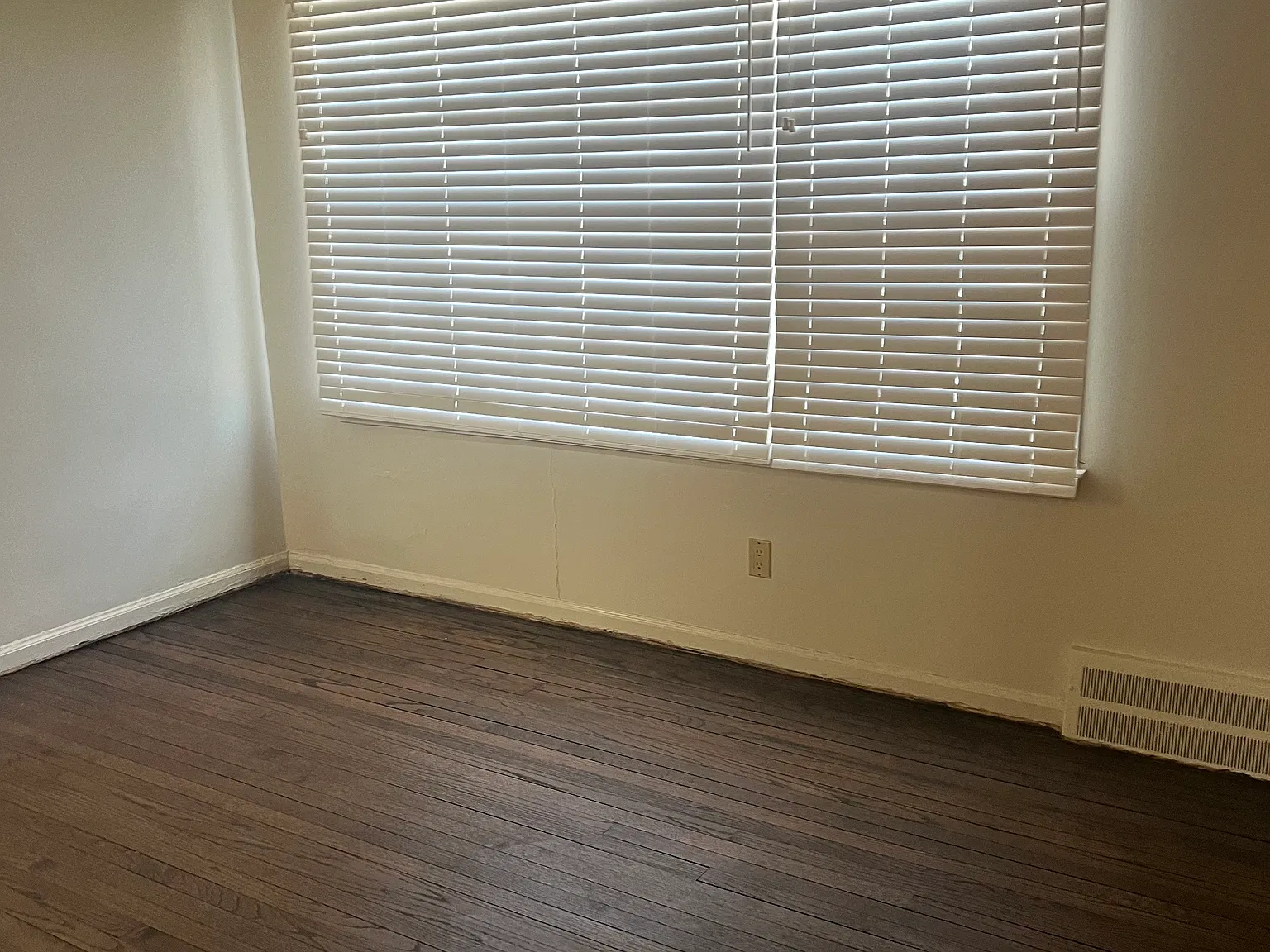 2 bed, 850 sqft, $1,000 — Photo 3