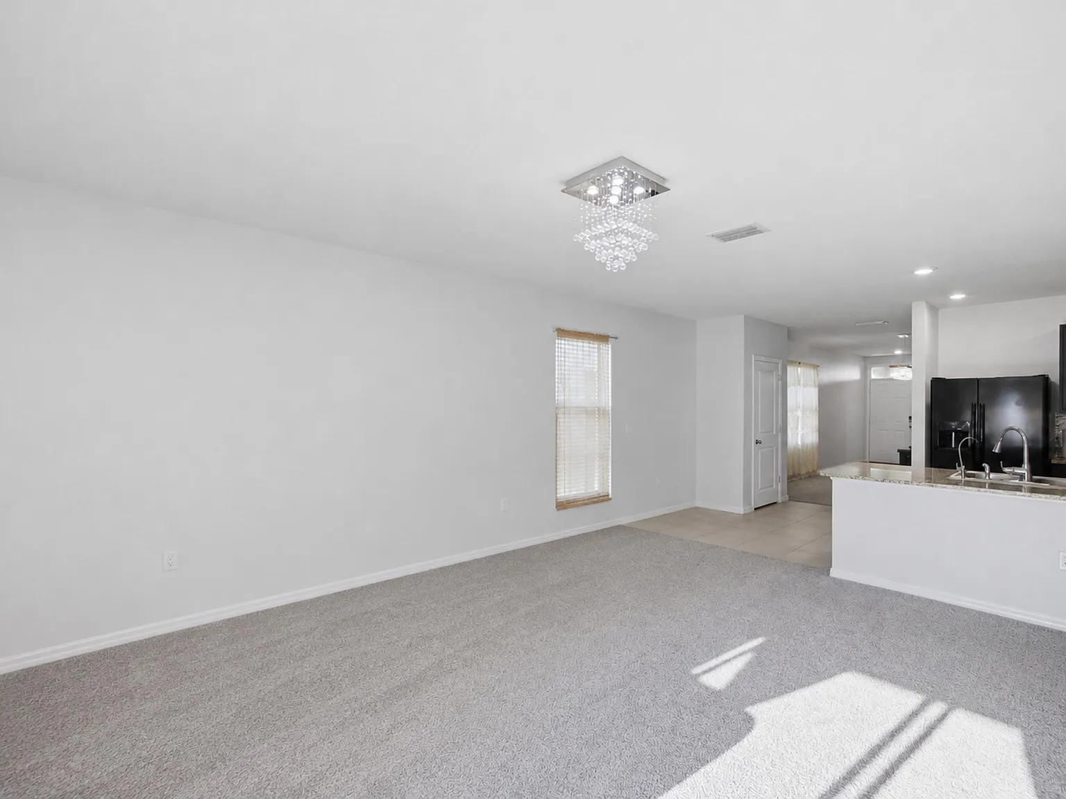3 bed, 1516 sqft, $2,600 — Photo 4