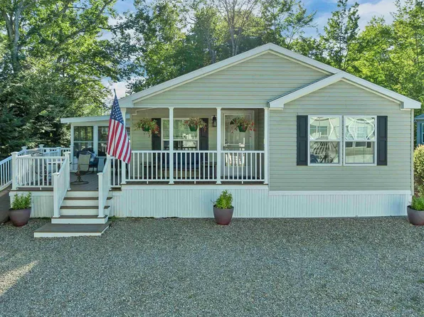 9 Barvel Whang Road, Tuftonboro, NH 03816