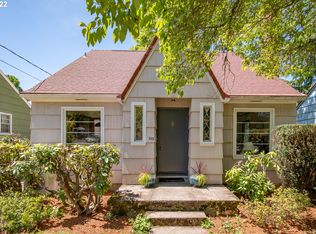 135 SE 62nd Ave, Portland, OR