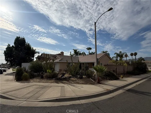 15153 Etienne St, Lake Elsinore, CA 92530