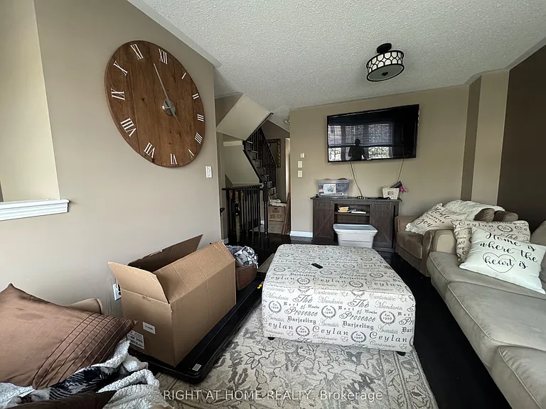 36 Farmstead Dr — Photo 8