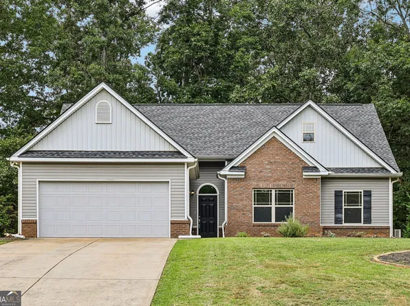 3437 Phoenix Cove Dr, Gainesville, GA 30506