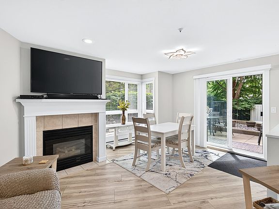 4th image of 20245 53rd Ave #101