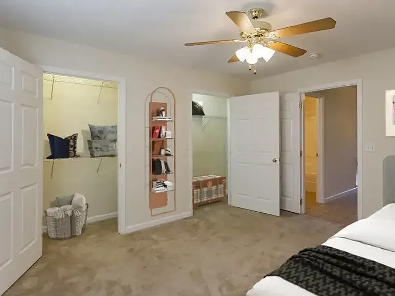Home Place Apartments — Photo 21