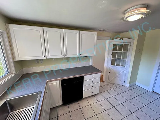 15418 SE Meadowlark Ln — Photo 7