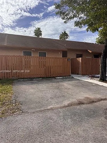 6761 NW 189th Ter Photo 1