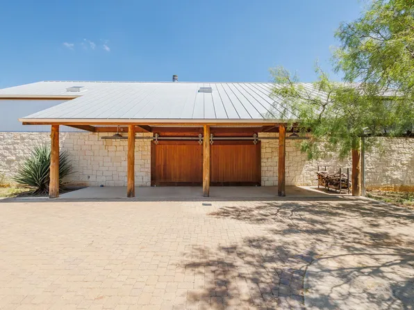 90 County Road 373, Voss, TX 76836
