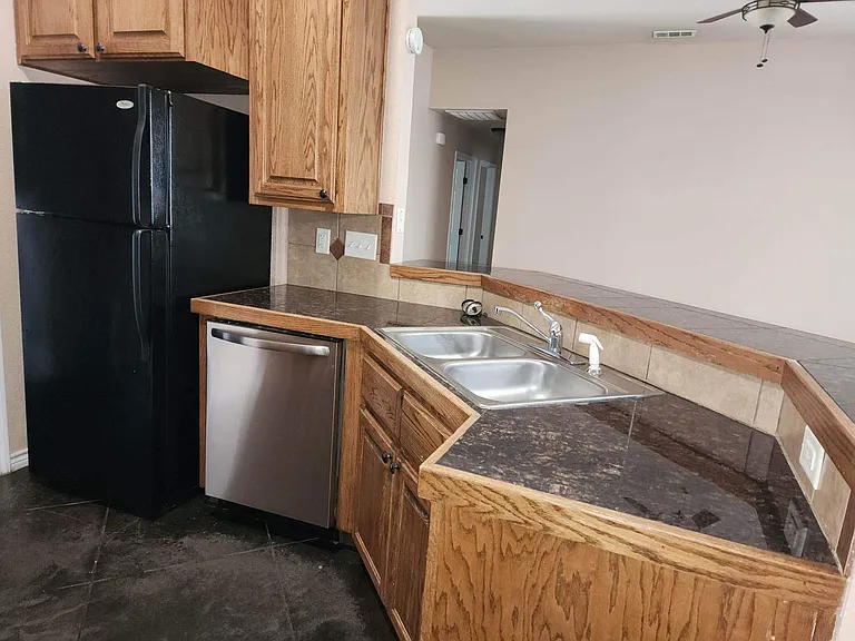 501 Straws Mill Rd — Photo 6