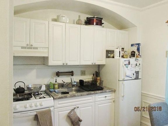 3rd image of 2149 N Fremont St #47-2N