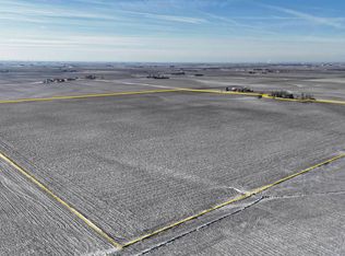 McQueen Rd, Malta, IL 60150