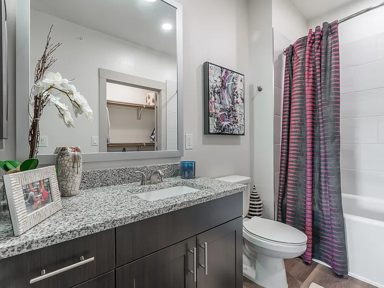 301 Flower Mound — Photo 32
