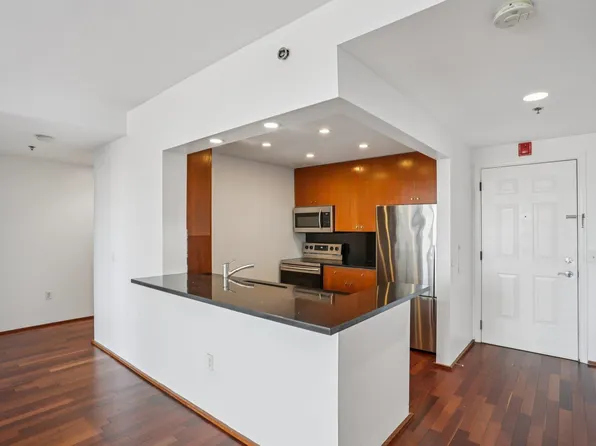 3110 City Place image 9 of 32