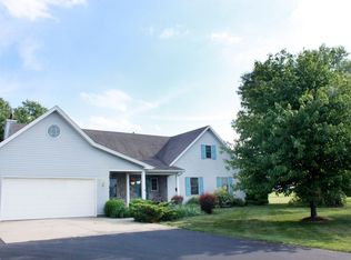 9985 E Gypsy Lane Rd, Bowling Green, OH 43402