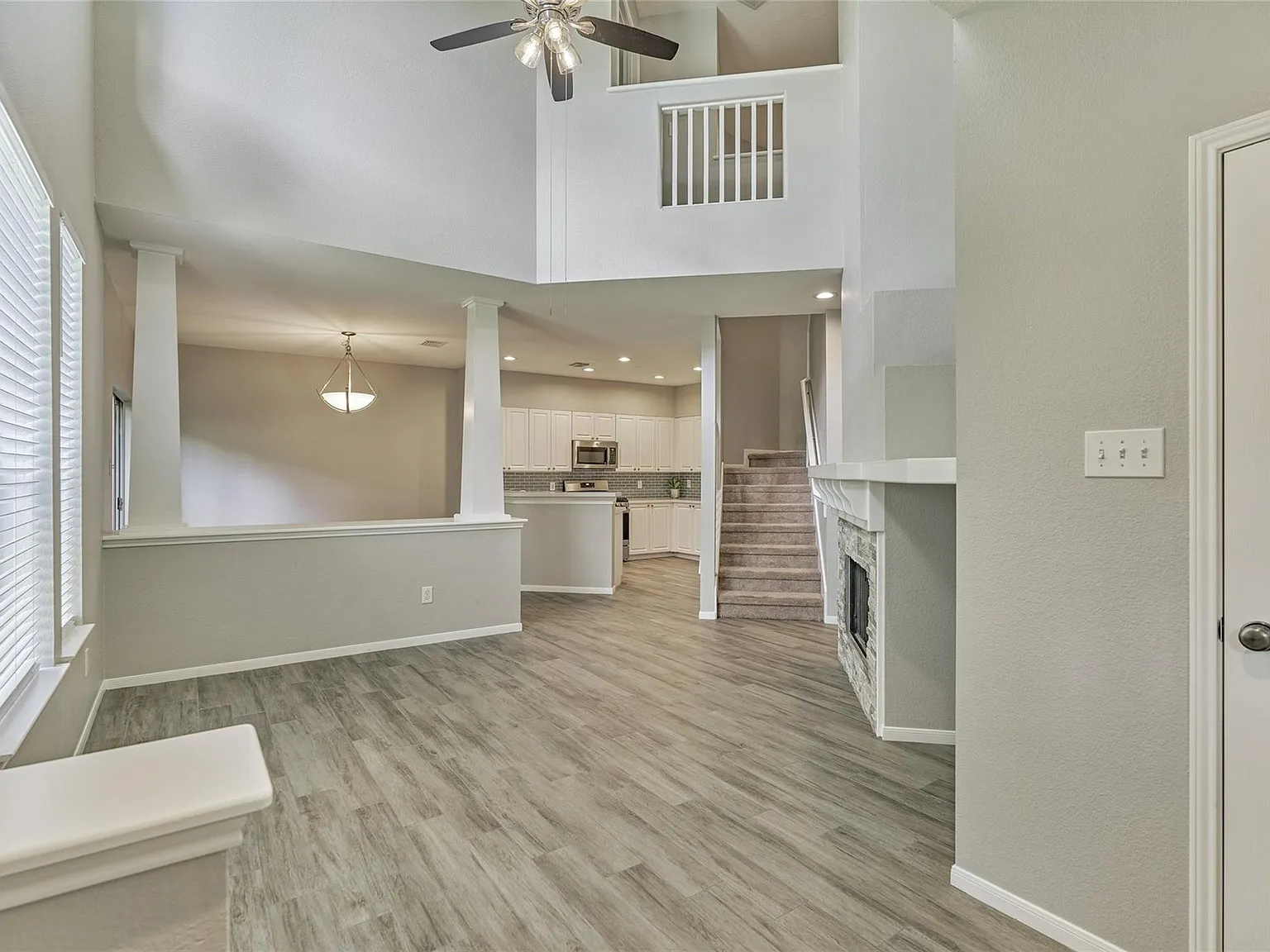 3 bed, 2.5 bath, 1754 sqft, $2,095 — Photo 4