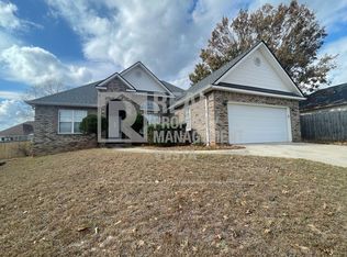 102 Mulligan Ct, Bonaire, GA 31005
