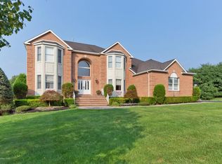 302 Rustic Dr, Morganville, NJ 07751