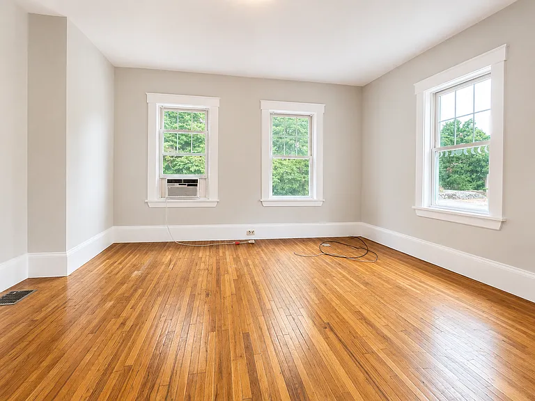 289 Granite St — Photo 10