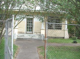 1204 Pine Ave, Orange, TX 77630