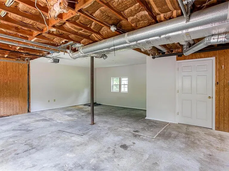 1093 Caprice Dr — Photo 31