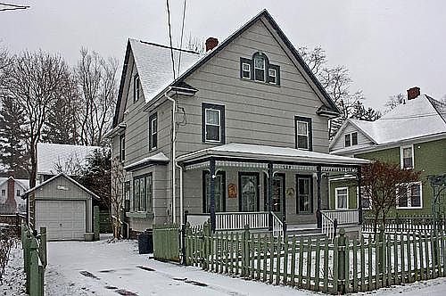 1st image of 313 Oakwood Ave