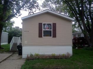 2029 Todd Dr, Arden Hills, MN 55112