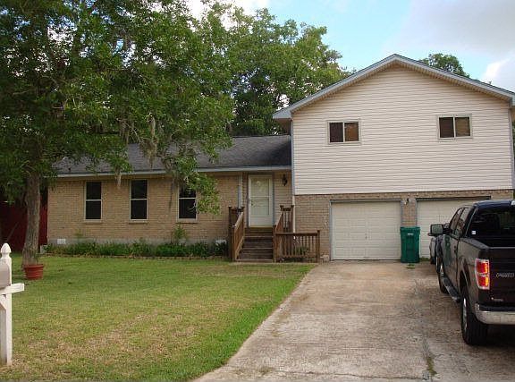 2nd image of 302 Quail Run Dr