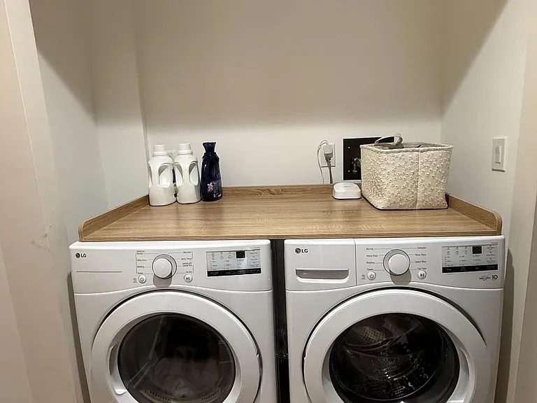 7 N Columbus Blvd #212 — Photo 31