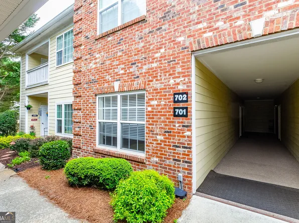 1015 Holly Dr APT 701, Gainesville, GA 30501