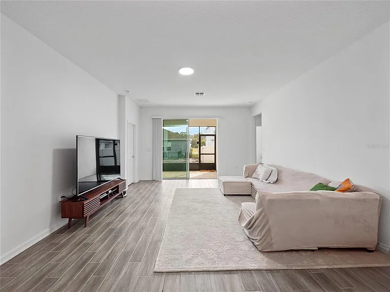 6308 Chirpine Ln — Photo 11