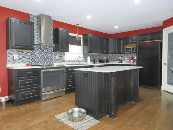 30905 E Truman Rd, Buckner, MO 64016