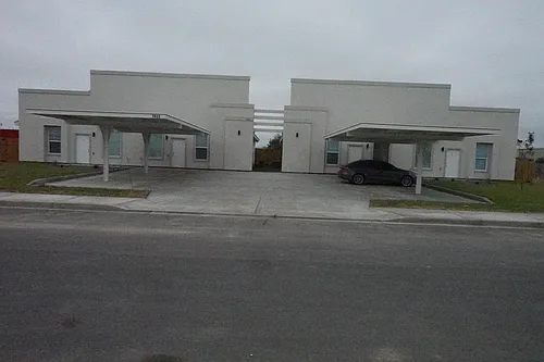 1411 Vanish Dr #2 Photo 1