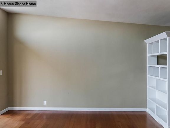2nd image of 475 Cliff Dr