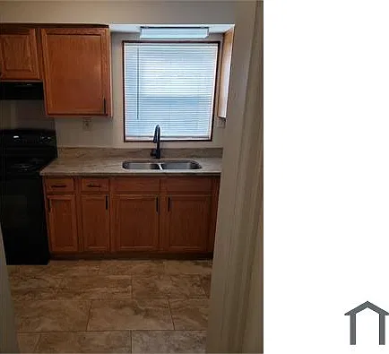 3049 N Hegry Cir #1