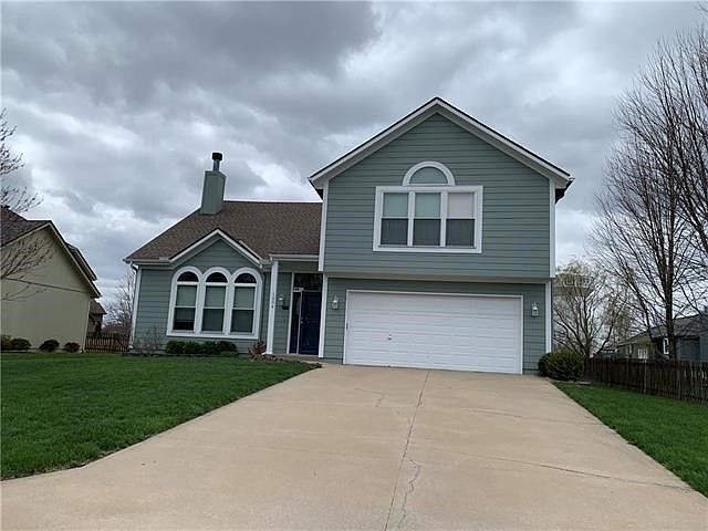 2nd image of 1204 SE Meridian Dr