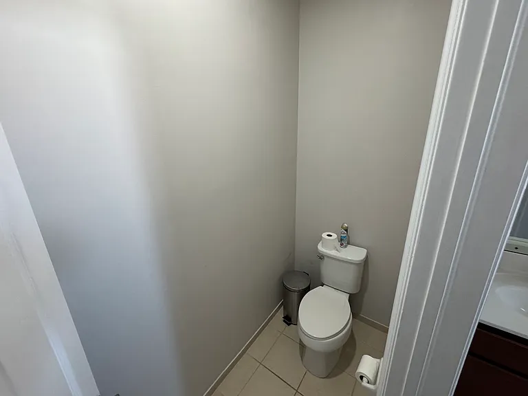 1904 SW 10th Ct — Photo 7
