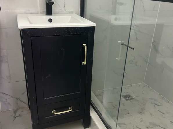 (undisclosed Address), Bronx, NY 10473