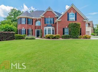 1082 Crofton Lndg, Suwanee, GA 30024